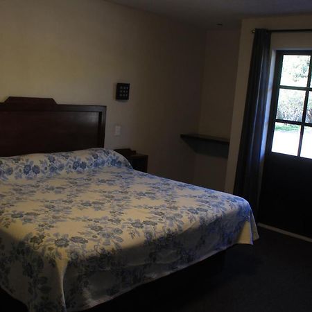 Hotel Meson Del Puente Acambaro Екстер'єр фото