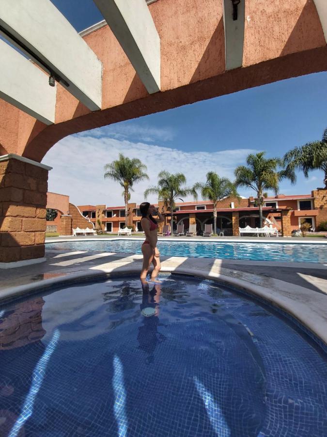 Hotel Meson Del Puente Acambaro Екстер'єр фото